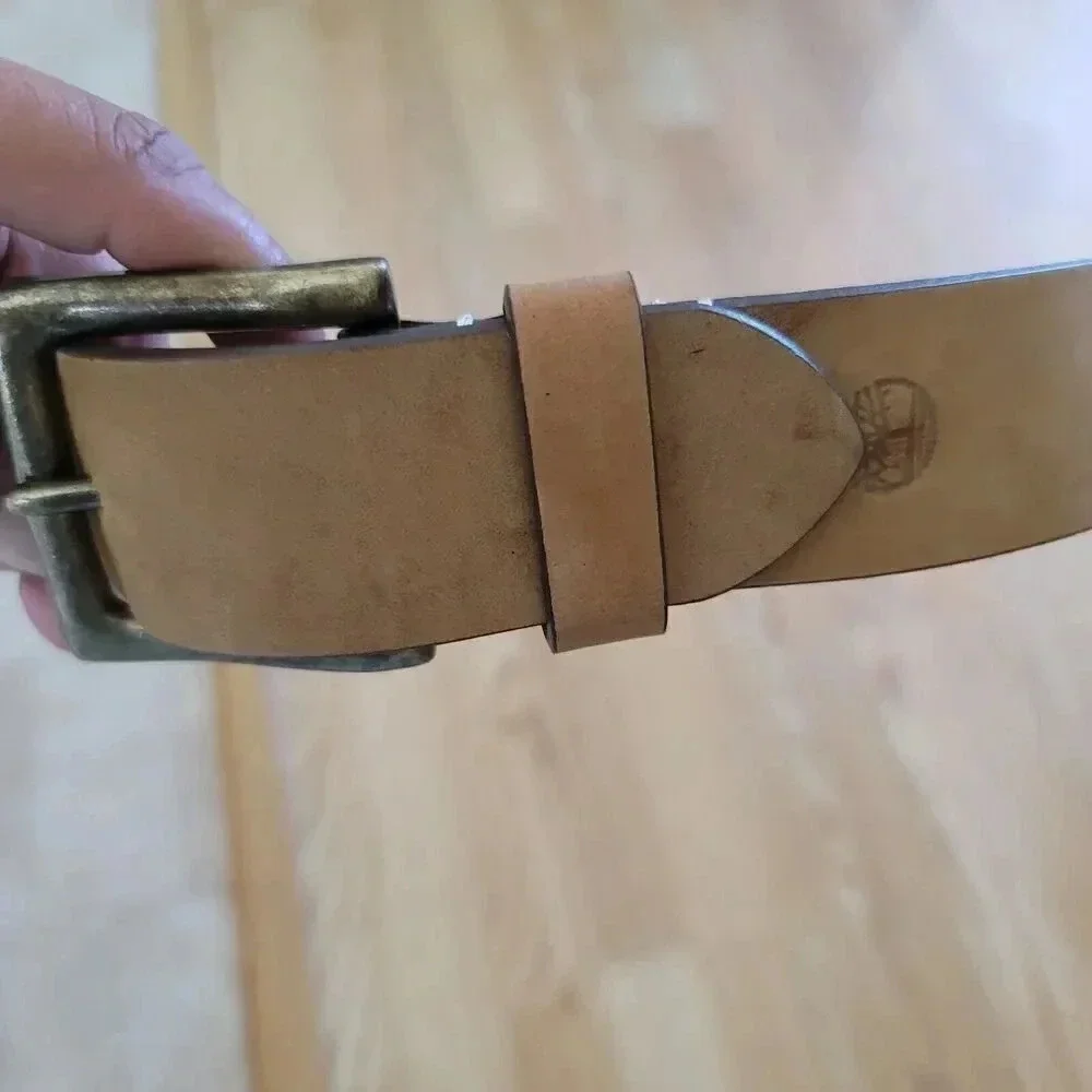 Timberland Mens Solid Brown Brass Buckle 100% Leather Belt Size: 38 46”L x 1.5”W